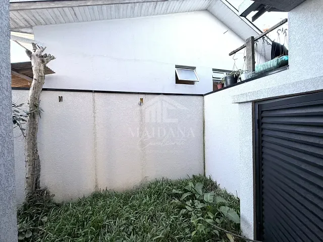 Sobrado com 136m² 3 quartos e 3 banheiros, à venda, no bairro Uberaba em Curitiba