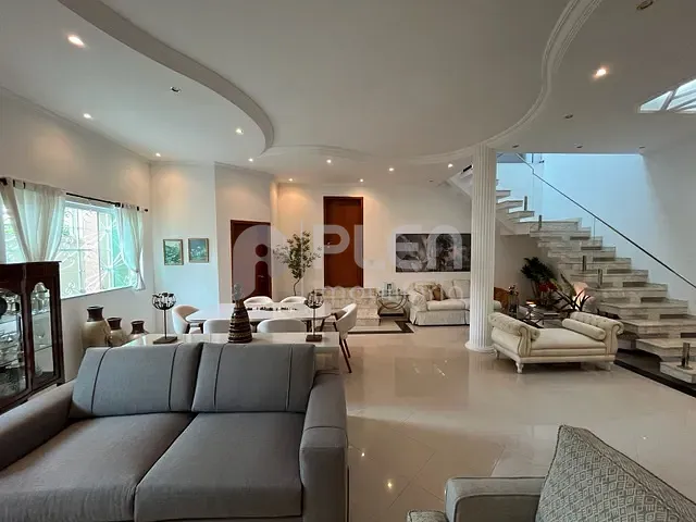 Sobrado com 500m² 4 quartos e 6 banheiros, à venda, no bairro Tremembé em São Paulo
