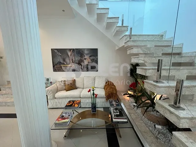 Sobrado com 500m² 4 quartos e 6 banheiros, à venda, no bairro Tremembé em São Paulo