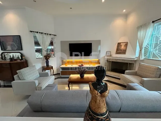 Sobrado com 500m² 4 quartos e 6 banheiros, à venda, no bairro Tremembé em São Paulo
