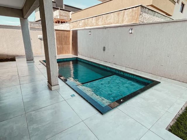 Foto do Sobrado - Sobrado à venda com 4 suítes no Residencial Villagio Toscana em Goiânia GO. | Home Gyn Imóveis Ltda