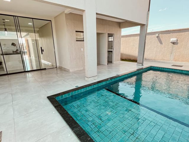 Foto do Sobrado - Sobrado à venda com 4 suítes no Residencial Villagio Toscana em Goiânia GO. | Home Gyn Imóveis Ltda