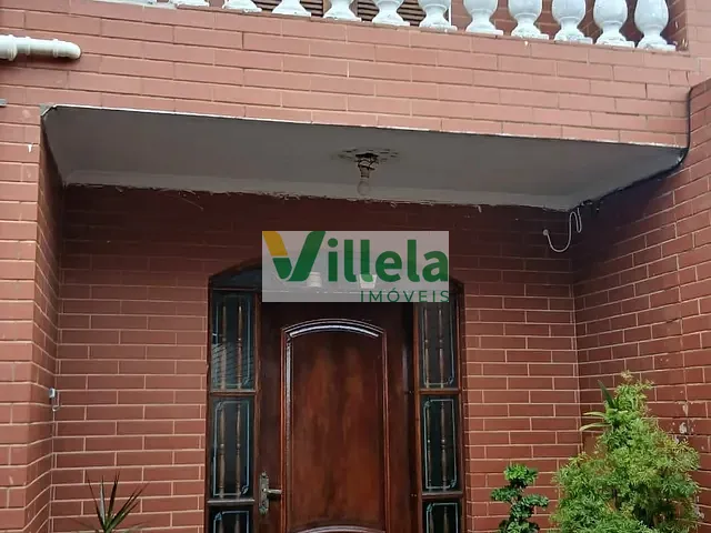 Sobrado com 250m² 2 quartos e 2 banheiros, à venda, no bairro Vila Júlia em Poá