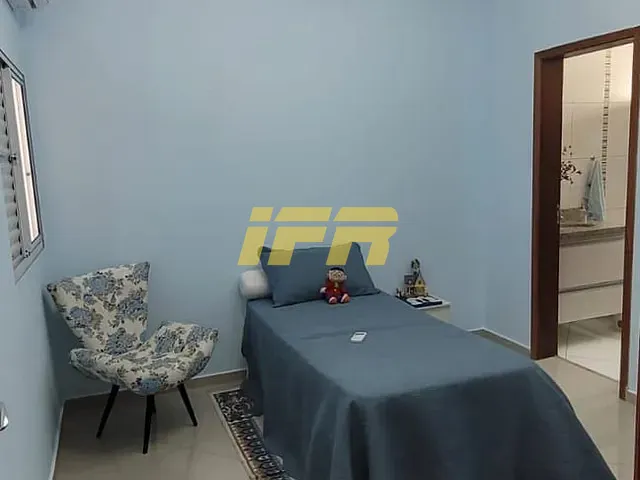 Sobrado com 250m² 3 quartos e 5 banheiros, à venda, no bairro Campos do Conde Louvre em Tremembé
