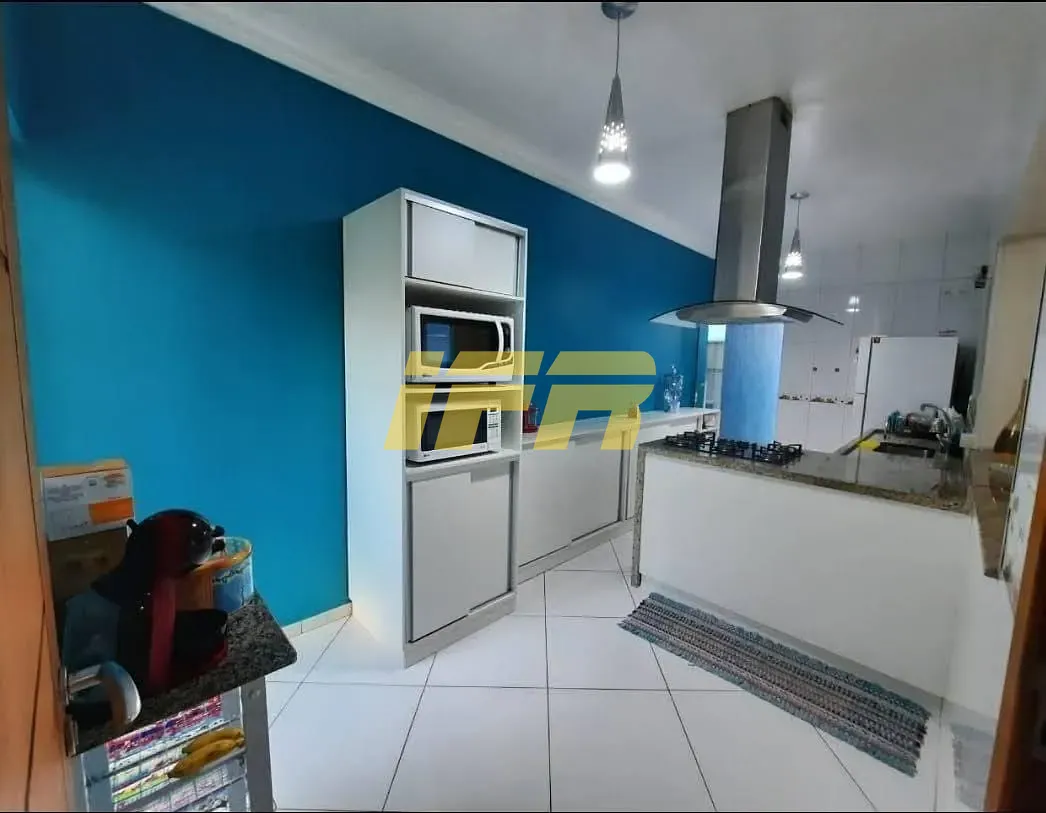 Sobrado, 3 quartos, 210 m² - Foto 2