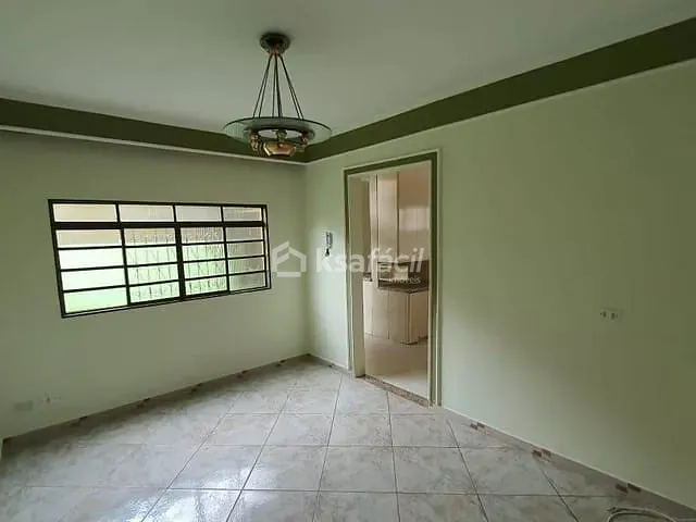 Sobrado com 360m² 4 quartos e 4 banheiros, à venda, no bairro Jardim Jóquei Club em Campo Grande