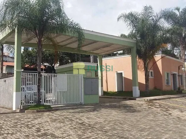 Sobrado com 100m² 2 quartos e 2 banheiros, à venda ou para alugar, no bairro Jardim Paulista em São José dos Campos