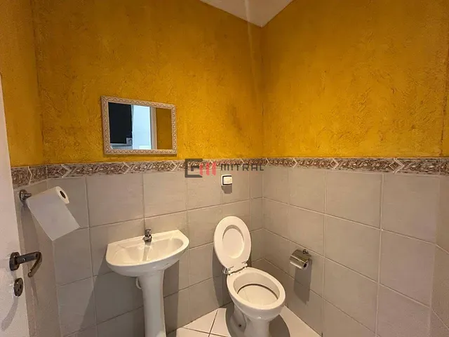 Sobrado com 125m² 3 quartos e 3 banheiros, à venda, no bairro Jardim Tarumã em Londrina