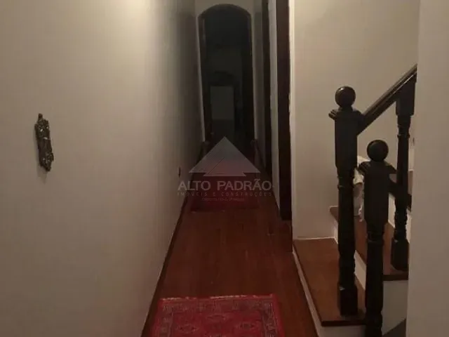 Sobrado com 218m² 4 quartos e 4 banheiros, à venda, no bairro Jardim Estrela em Mauá