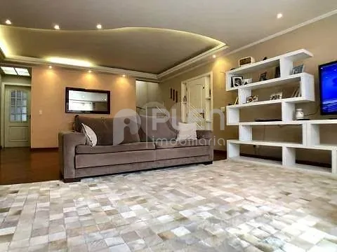 Casa de 4 quartos à venda em Água Fria, São Paulo