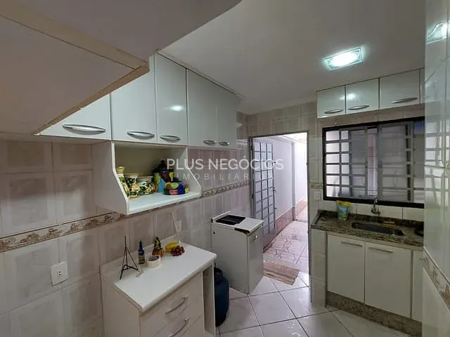 Sobrado com 125m² 4 quartos e 4 banheiros, à venda, no bairro Jardim Nova Manchester em Sorocaba