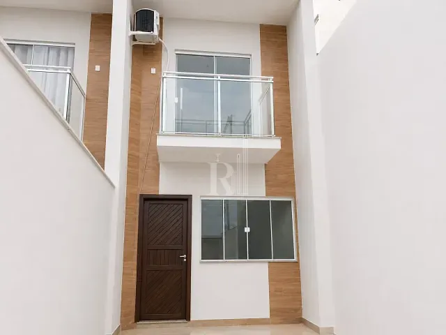 Sobrado 2 quartos e 1 banheiro, à venda, no bairro XV de Novembro em Tijucas