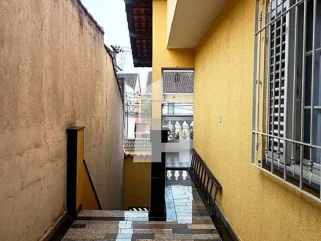 Sobrado com 143m² 4 quartos e 4 banheiros, à venda, no bairro Vila Flórida em Guarulhos