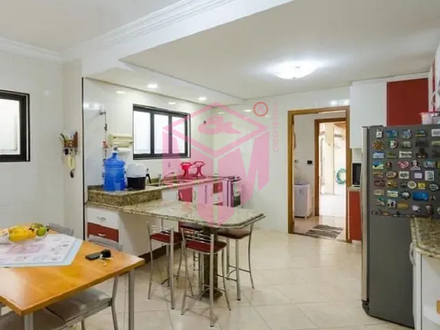 Sobrado com 240m² 4 quartos e 6 banheiros, à venda, no bairro Vila Marlene em São Bernardo do Campo