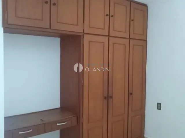 Sobrado com 300m² 3 quartos e 2 banheiros, à venda, no bairro Jd José Alves Carneiro em Artur Nogueira