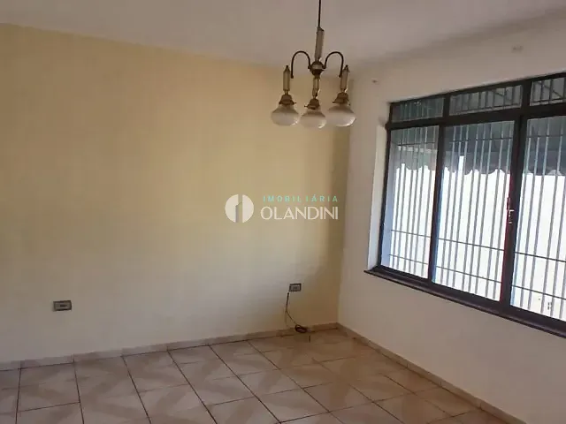 Sobrado com 300m² 3 quartos e 2 banheiros, à venda, no bairro Jd José Alves Carneiro em Artur Nogueira