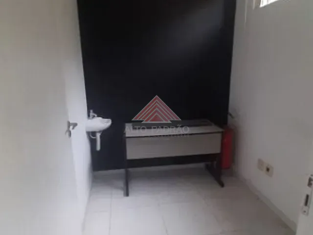 Sobrado com 150m², à venda ou para alugar, no bairro Centro em Santo André