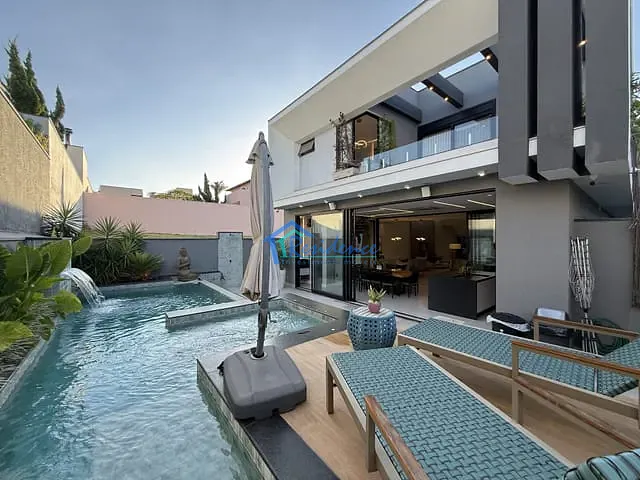 Sobrado com 380m² 3 quartos e 5 banheiros, à venda, no bairro Jardim Residencial Alto De Itaici em Indaiatuba