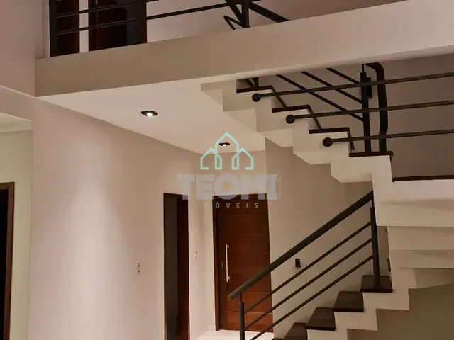 Sobrado com 250m² 3 quartos e 4 banheiros, à venda, no bairro Caminho Novo em Tremembé