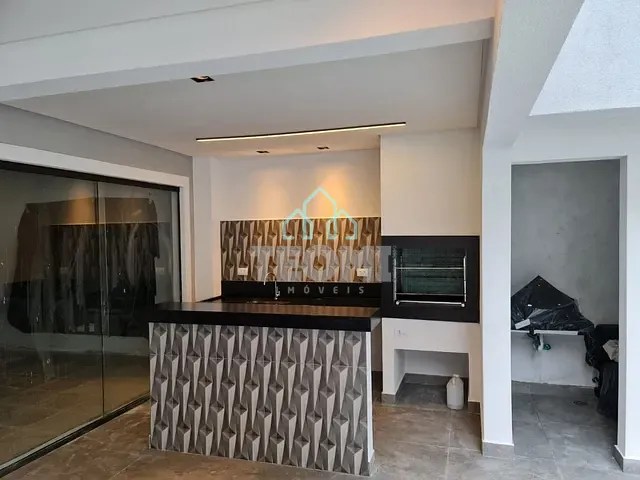 Sobrado com 250m² 3 quartos e 4 banheiros, à venda, no bairro Caminho Novo em Tremembé