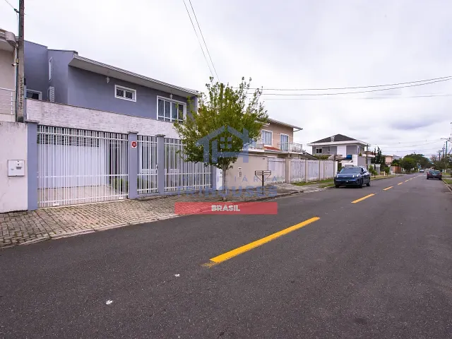 Sobrado 3 quartos e 3 banheiros, à venda, no bairro Costeira em São José dos Pinhais
