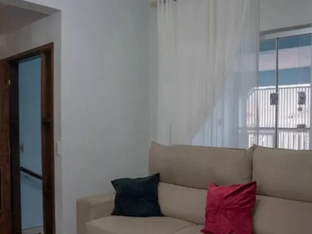 Sobrado com 125m² 4 quartos e 3 banheiros, à venda, no bairro Jardim Stella em Santo André