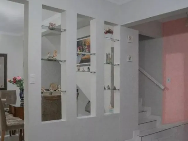Sobrado com 125m² 4 quartos e 3 banheiros, à venda, no bairro Jardim Stella em Santo André