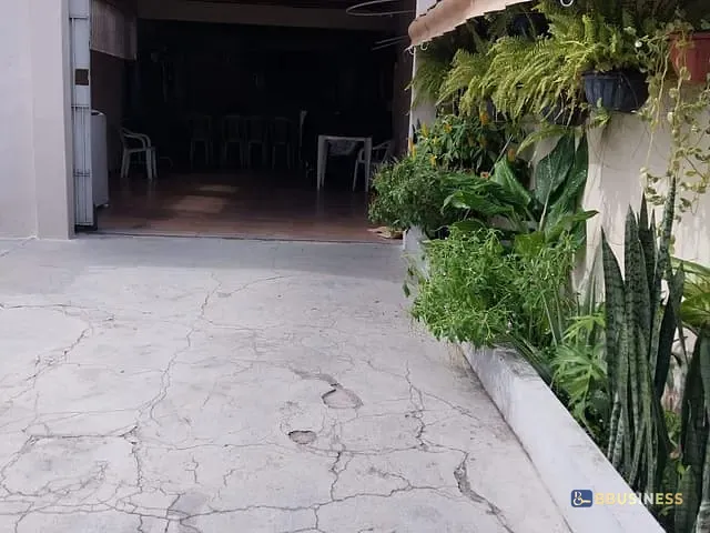 Sobrado com 210m² 4 quartos e 2 banheiros, à venda, no bairro Parque Leopoldina em Campos dos Goytacazes