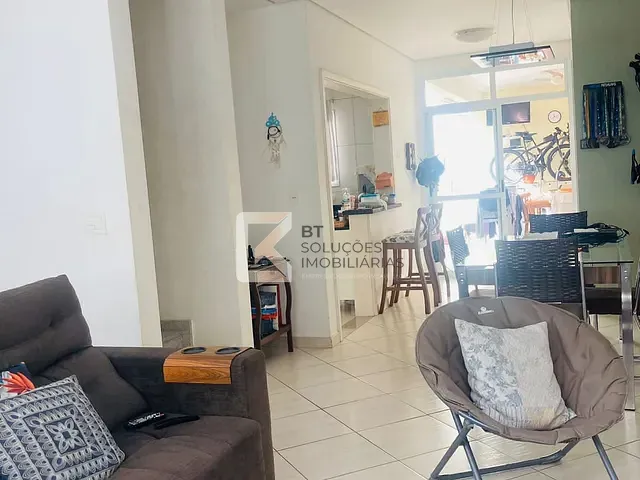 Sobrado com 130m² 3 quartos e 2 banheiros, à venda, no bairro Parque Residencial Indaiá em Indaiatuba