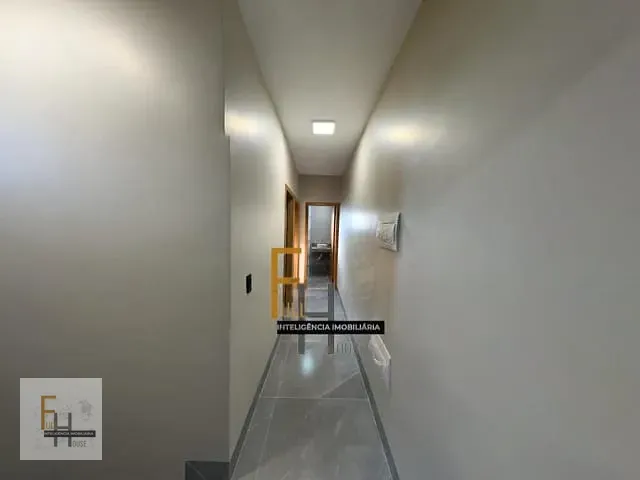 Sobrado com 180m² 3 quartos e 2 banheiros, à venda, no bairro Garavelo Residencial Park em Aparecida de Goiânia