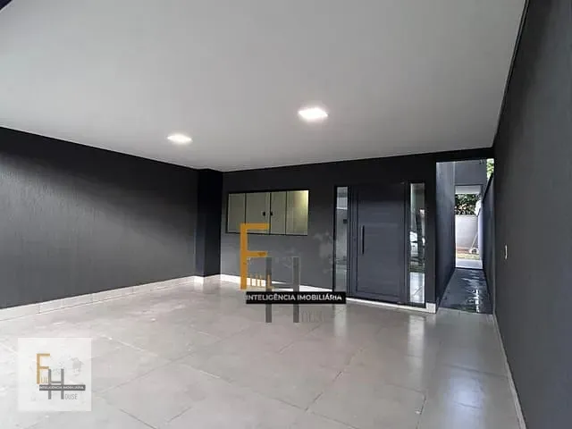 Sobrado com 180m² 3 quartos e 2 banheiros, à venda, no bairro Garavelo Residencial Park em Aparecida de Goiânia