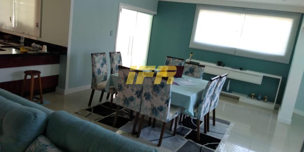 Sobrado, 3 quartos, 250 m² - Foto 1