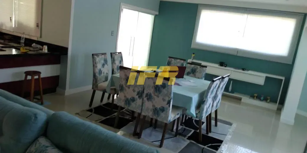 Sobrado, 3 quartos, 250 m² - Foto 1