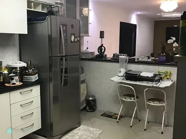 Sobrado à venda, no bairro Vila América em São Paulo