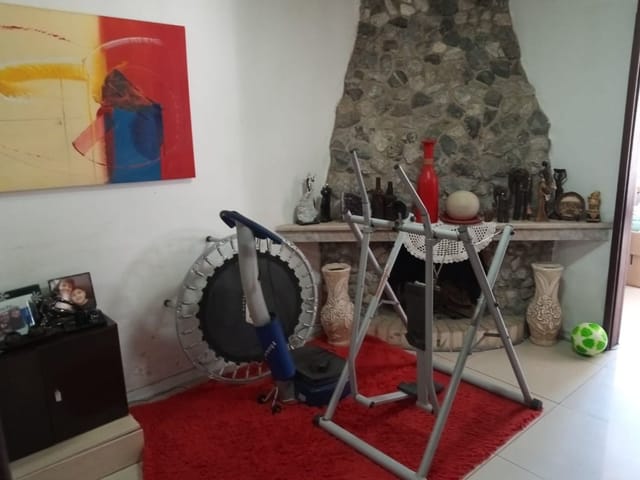 Casa com 160m² 3 quartos e 1 banheiro, à venda, no bairro Centro em Pelotas