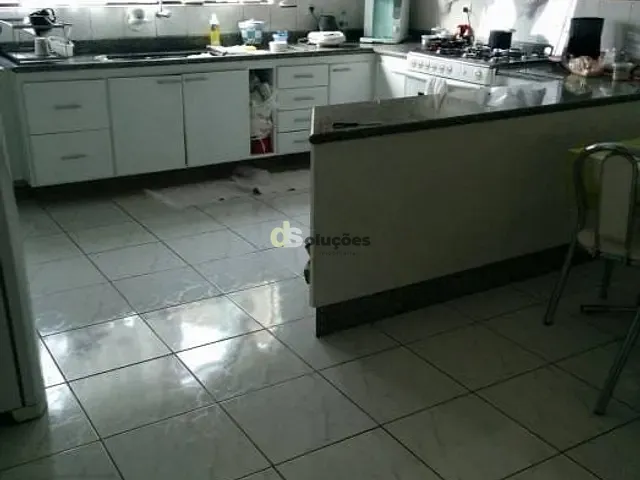 Sobrado com 205m² 3 quartos e 3 banheiros, à venda, no bairro Jardim Virginia Bianca em São Paulo