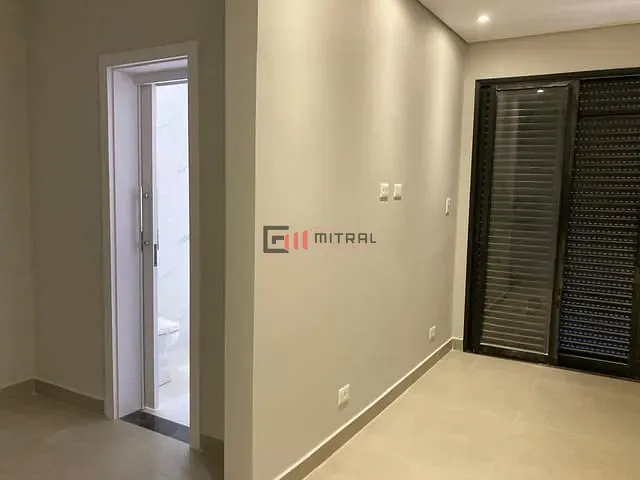 Sobrado com 263m² 3 quartos e 5 banheiros, à venda ou para alugar, no bairro Gleba Simon Frazer em Londrina