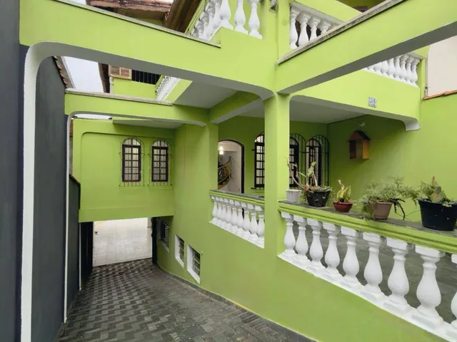 Sobrado 3 quartos e 4 banheiros, à venda, no bairro Vila Vitória em Santo André