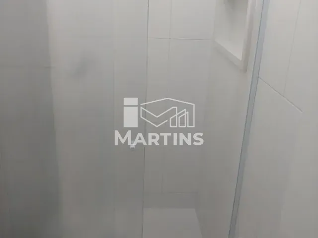 Sobrado 2 quartos e 1 banheiro, à venda, no bairro Jardim Henriqueta em Taboão da Serra