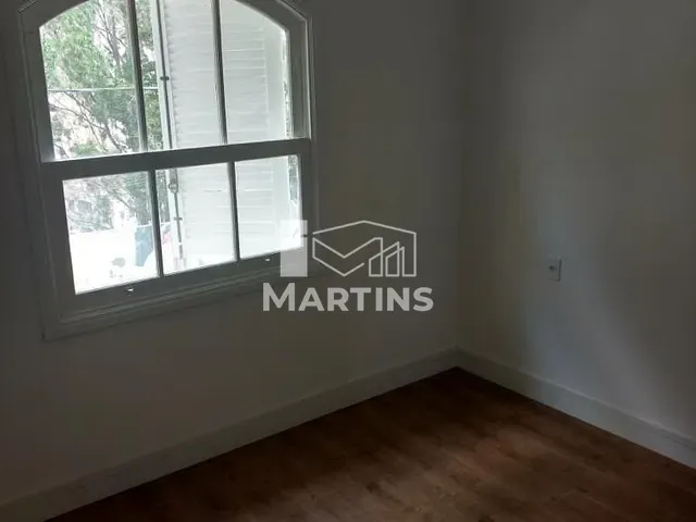 Sobrado 2 quartos e 1 banheiro, à venda, no bairro Jardim Henriqueta em Taboão da Serra