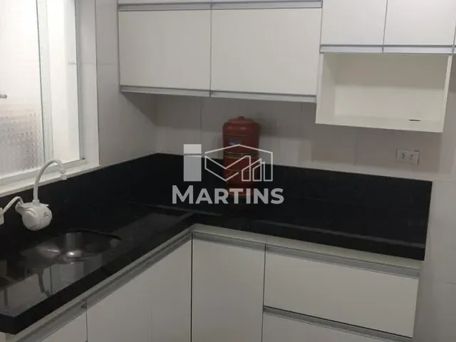 Sobrado 2 quartos e 1 banheiro, à venda, no bairro Jardim Henriqueta em Taboão da Serra