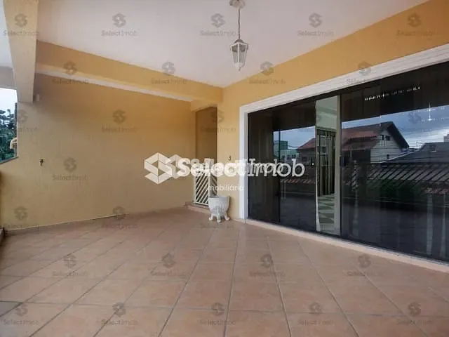 Sobrado com 390m² 4 quartos e 3 banheiros, à venda, no bairro Jardim Guapituba em Mauá