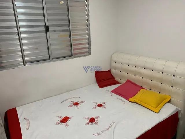 Sobrado com 140m² 4 quartos e 3 banheiros, à venda, no bairro Campo dos Alemães em São José dos Campos
