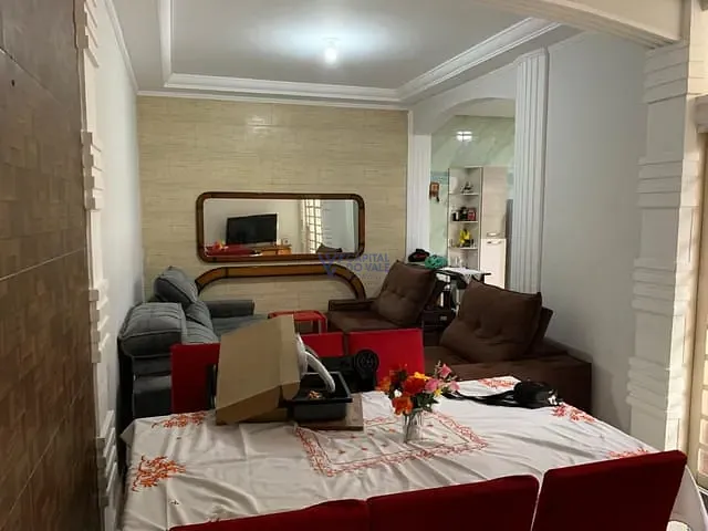 Sobrado com 140m² 4 quartos e 3 banheiros, à venda, no bairro Campo dos Alemães em São José dos Campos