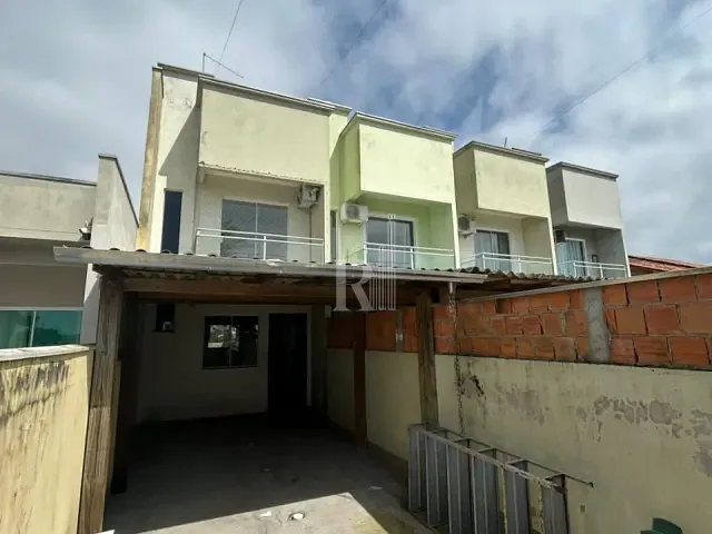 Sobrado 2 quartos e 1 banheiro, para alugar, no bairro Joáia em Tijucas