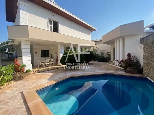 Sobrado com 418m² 5 quartos e 5 banheiros, à venda, no bairro Jardim das Nações em Taubaté