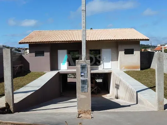Sobrado com 200m² 3 quartos e 1 banheiro, à venda, no bairro São Dimas em Colombo
