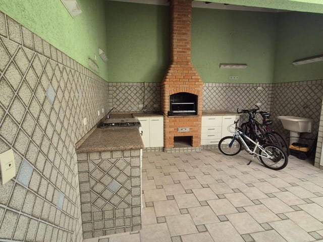 Sobrado com 150m² 3 quartos e 4 banheiros, à venda, no bairro Vila Santa Terezinha (Zona Norte) em São Paulo