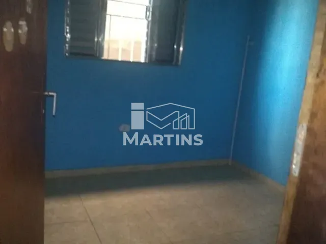 Sobrado 4 quartos e 4 banheiros, à venda, no bairro Jardim São Marcos em Embu das Artes