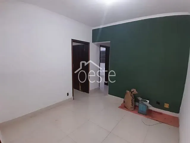 Sobrado com 230m² 4 quartos e 2 banheiros, à venda, no bairro Jardim Vista Alegre em Santa Bárbara D'Oeste